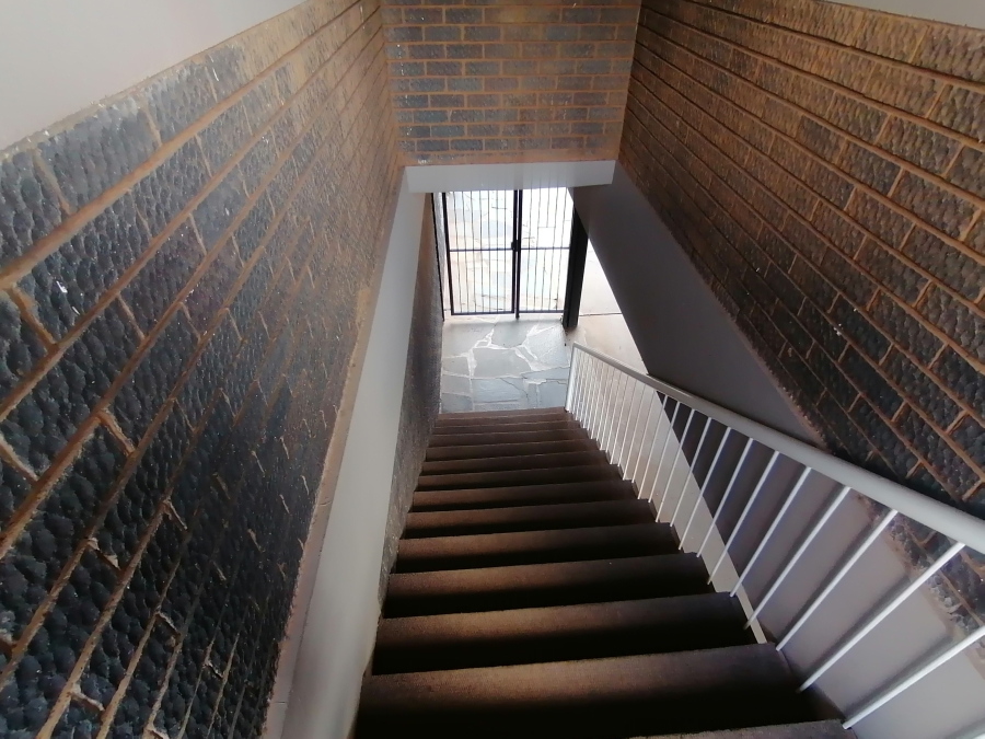 2 Bedroom Property for Sale in Adamayview North West